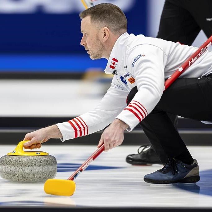 Canada's Gushue tops defending champ Mouat of Scotland 8-4 at men's curling worlds